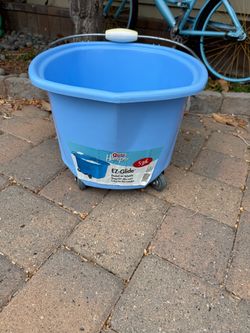 New Quickie Homepro EZ-Glide Bucket