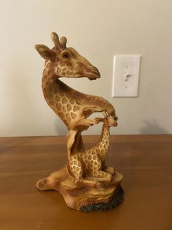 Ceramic Wood Deco Eagle Giraffe