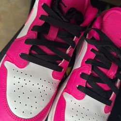 AIR JORDAN