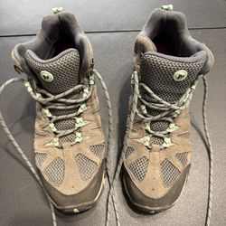 Merrell Women's Moab 2 Mid Waterproof Hiking Boot