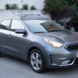 2017 KIA Niro