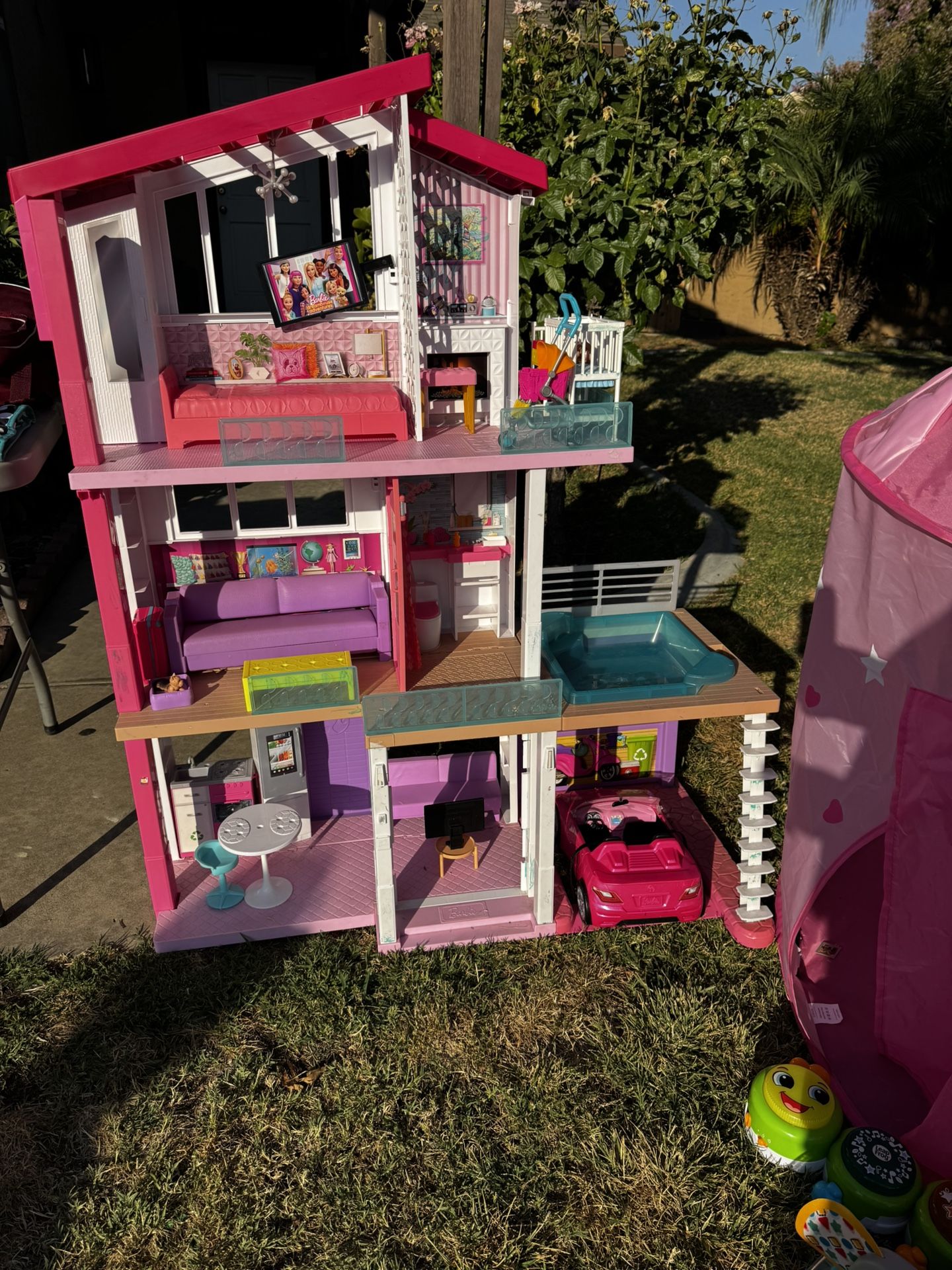 Barbie House
