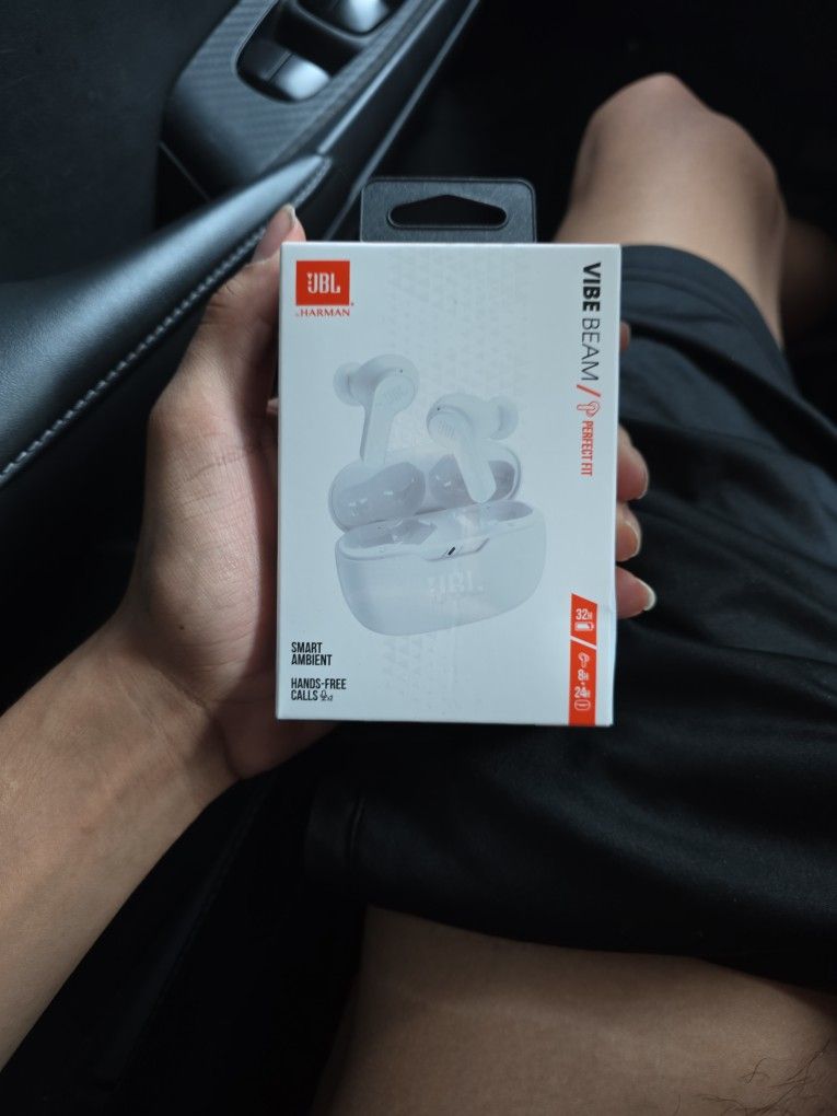 jbL Wireless Earbuds (Sealed)