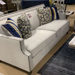 Montecelio Light Gray/Navy Sofa
Furniture of America$10 Down Payment And Financing Available