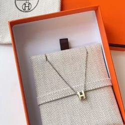 Design necklace
