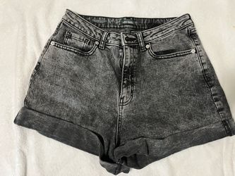 Woman’s Clothes