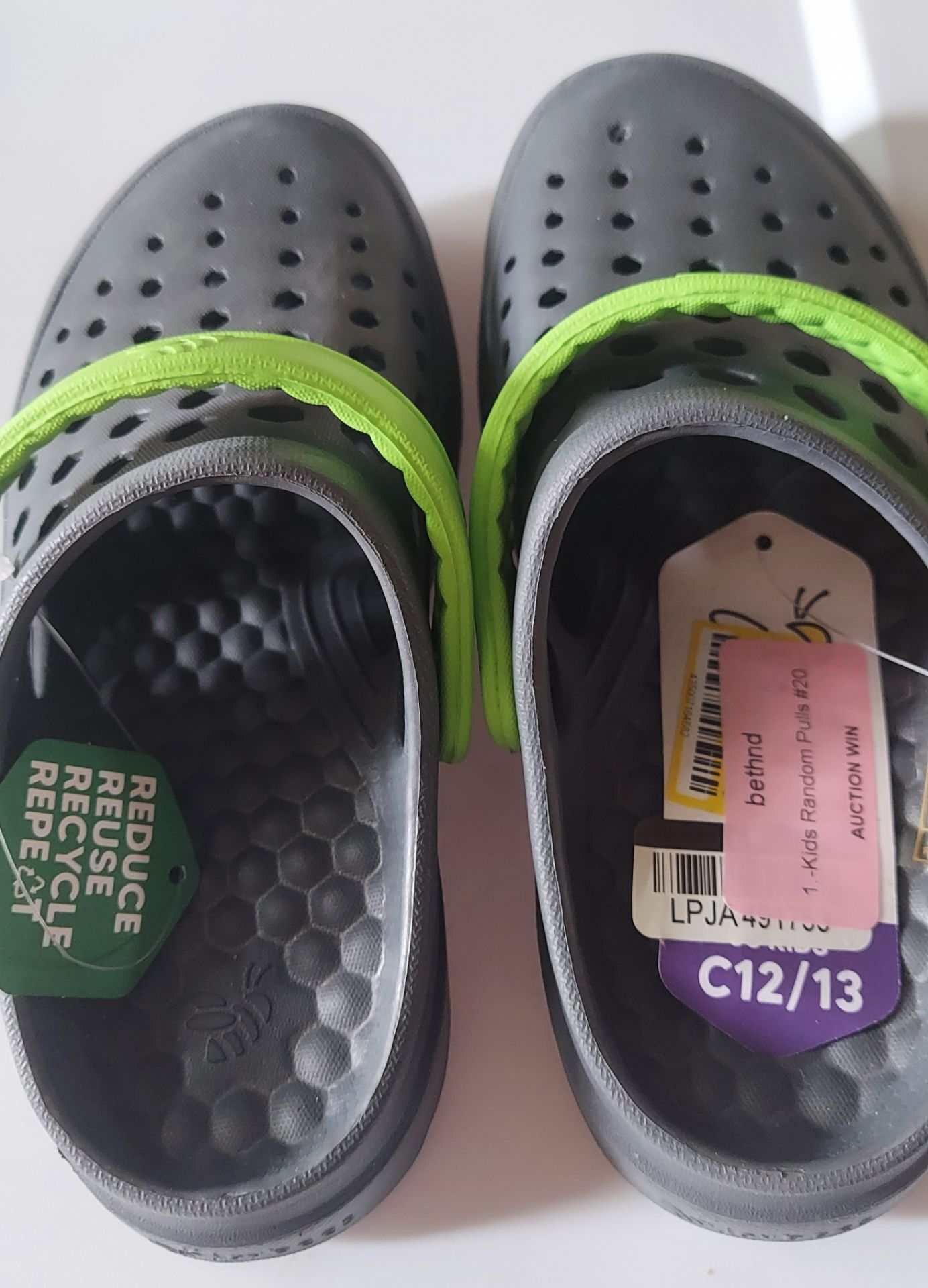 Boy's Joybees(croc like) size 12/1...great summer sh