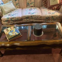 Coffee Table And Matching Two Side Tables