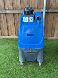 12 gal industrial carpet cleaning extractor