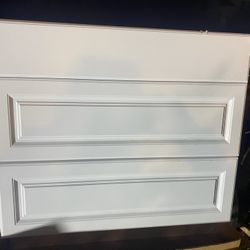 24”x 36” x 34 1/2” 3 Drawer Cabinet
