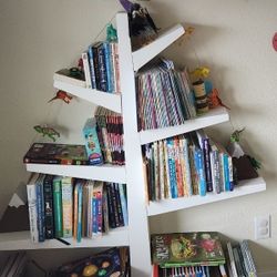 Kids Bookshelf