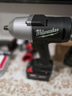 M18 18-Volt Lithium-Ion Brushless 1/2 in. High Torque Impact Wrench with Friction Ring (Tool-Only)