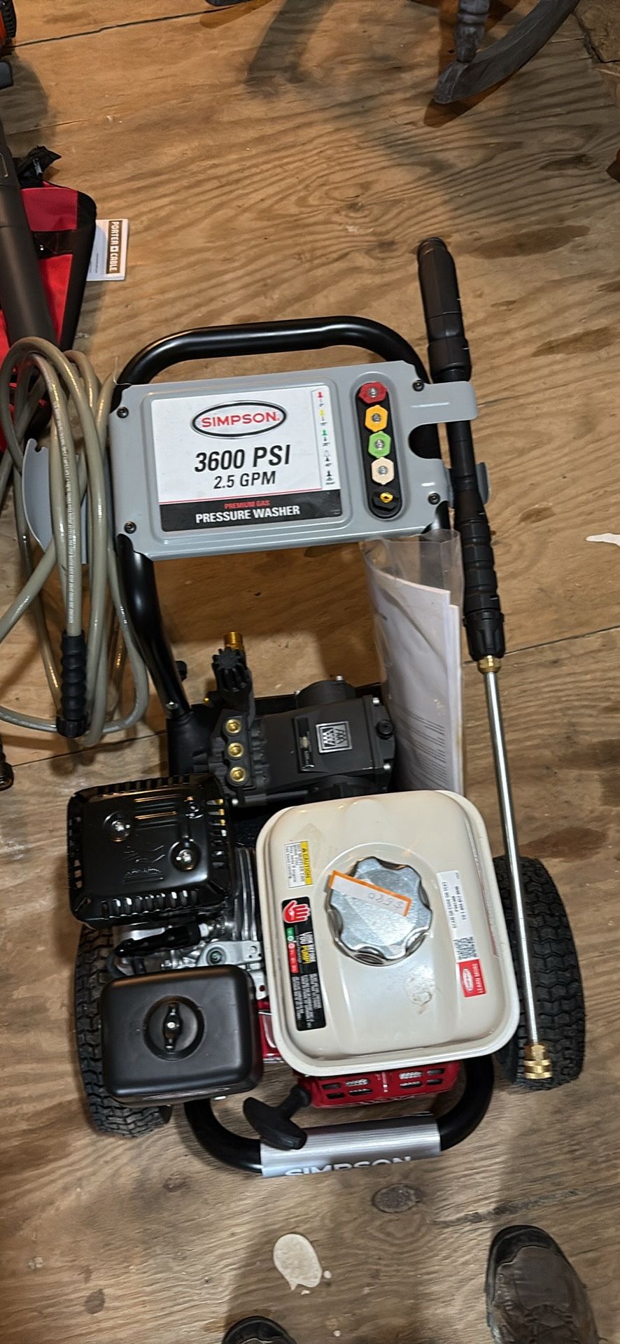 SIMPSON 3600 PSI at 2.5-GPM Aluminum 3600 PSI 2.5-GPM-Gallons Cold Water Gas Pressure Washer Item #(contact info removed) | Model #ALH3425 Shop SIMPSO