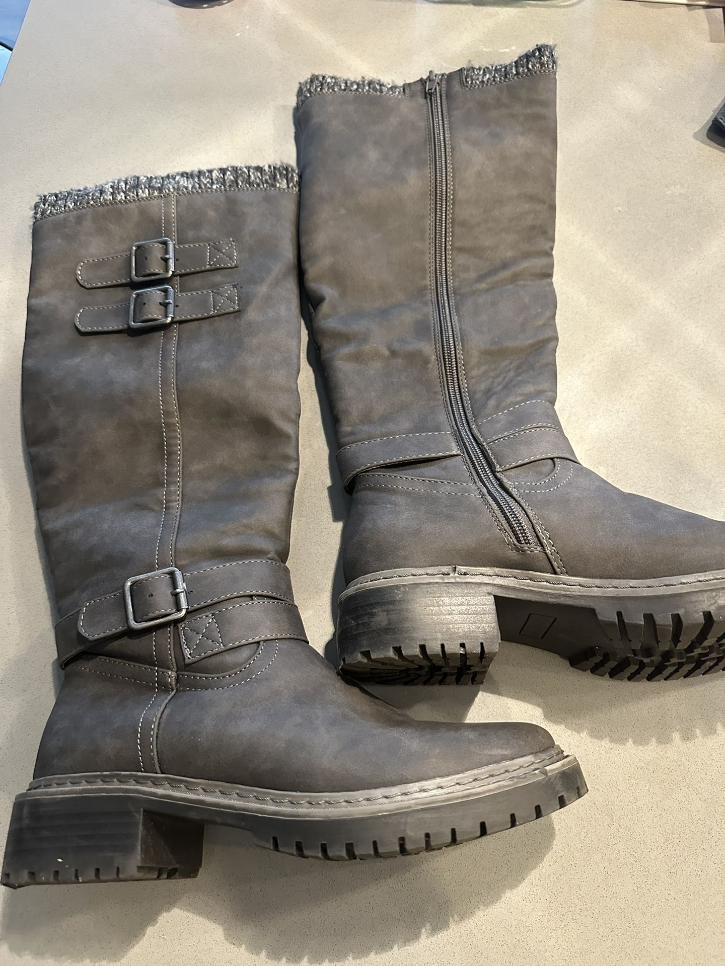 Dark Gray Women’s Boots Size 5.5