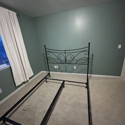 Queen bed Frame - Black, Easy To Assemble 
