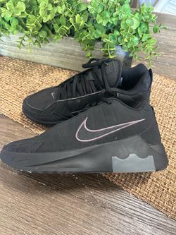 Nike Black Basketball Sneakers