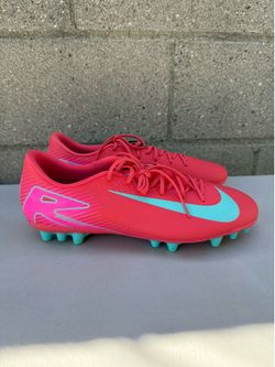 Nike  Soccer Cleats Mens Size 12.5 Mad Energy