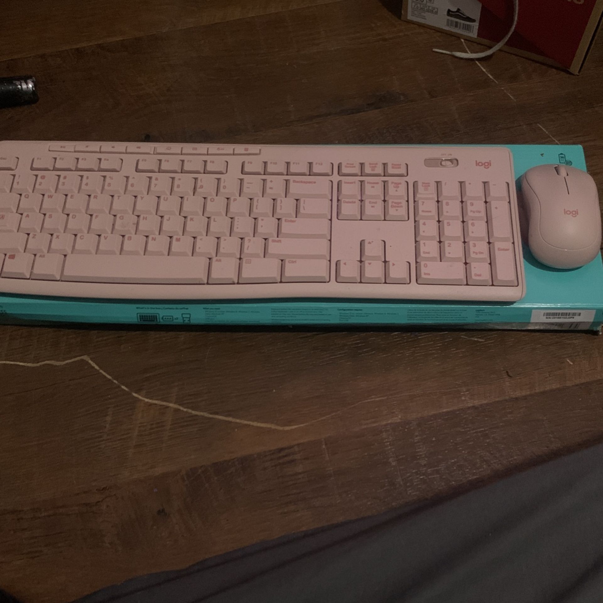 Logitech Wireless Mouse And Keyboard Bundle
