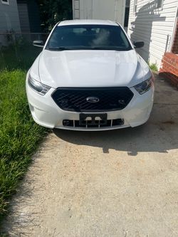2017 ford Taurus
