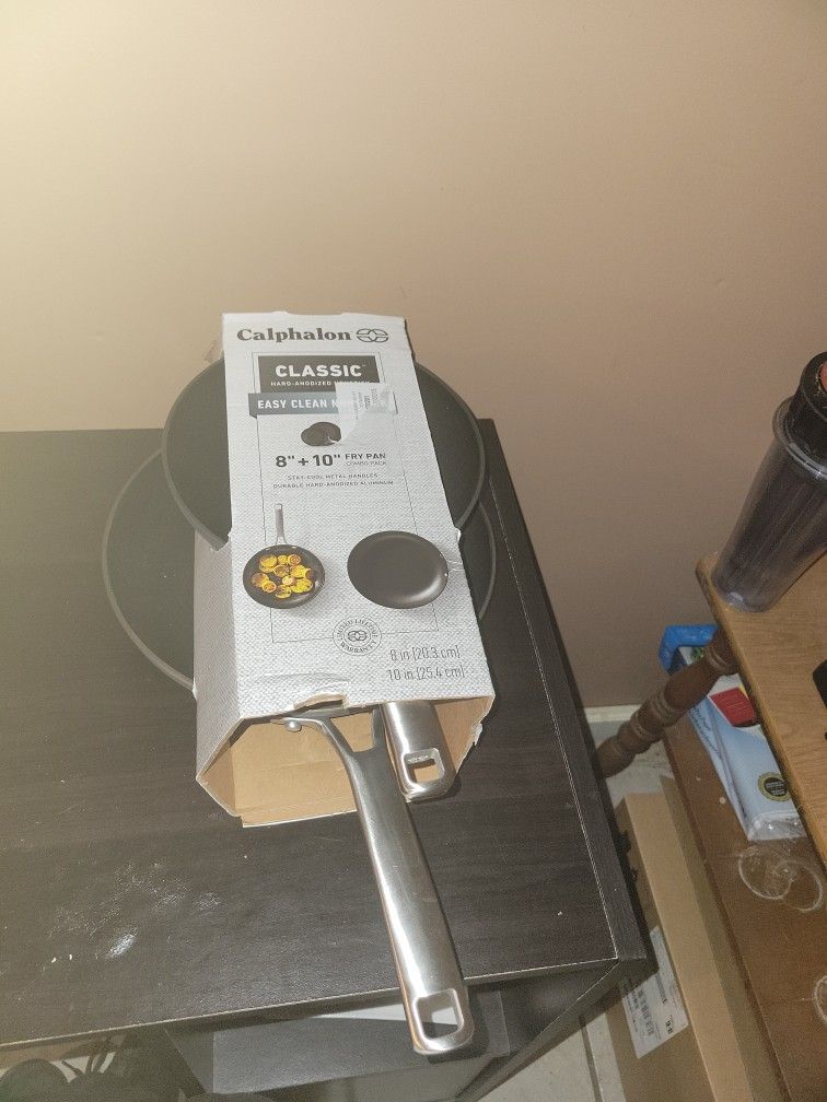 Calphalon Classic Hard Anodized 8" + 10" Fry Pan Combo Pack ( Macys)