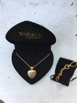 Heart necklace ( usb memory card)