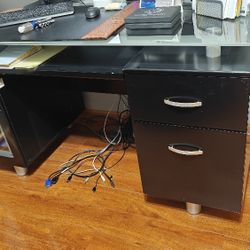 office desk 
