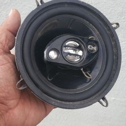 HD SCOSCHE TWETTERS 5 1/4 200 WHATS MAXIMUM 