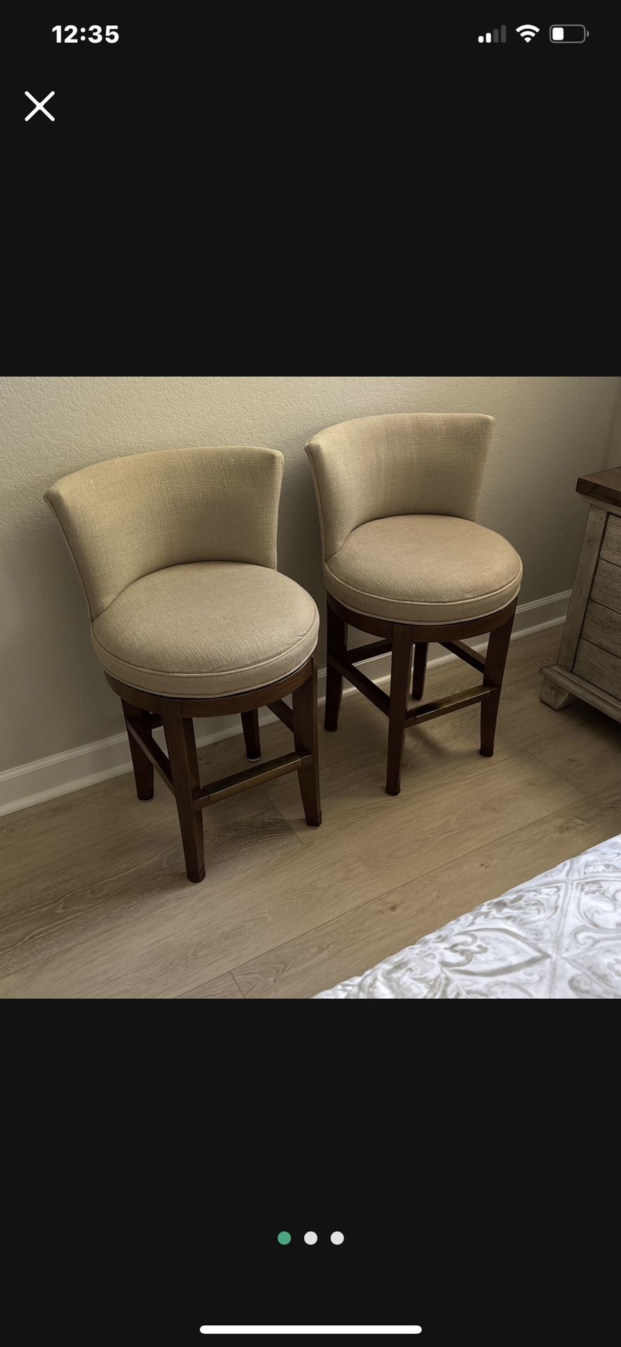 Barstool Set Great Condition 140$