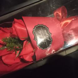 Black Box With  Flowers Inside Gift 
