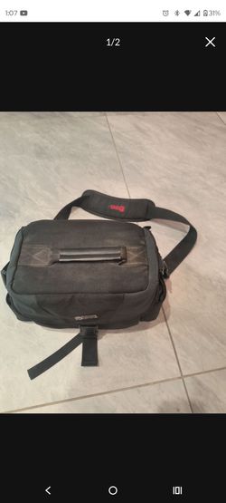 Canon Rebel Camera Bag with Shoulder Strap