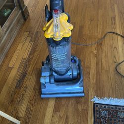 Dyson Vacuum 