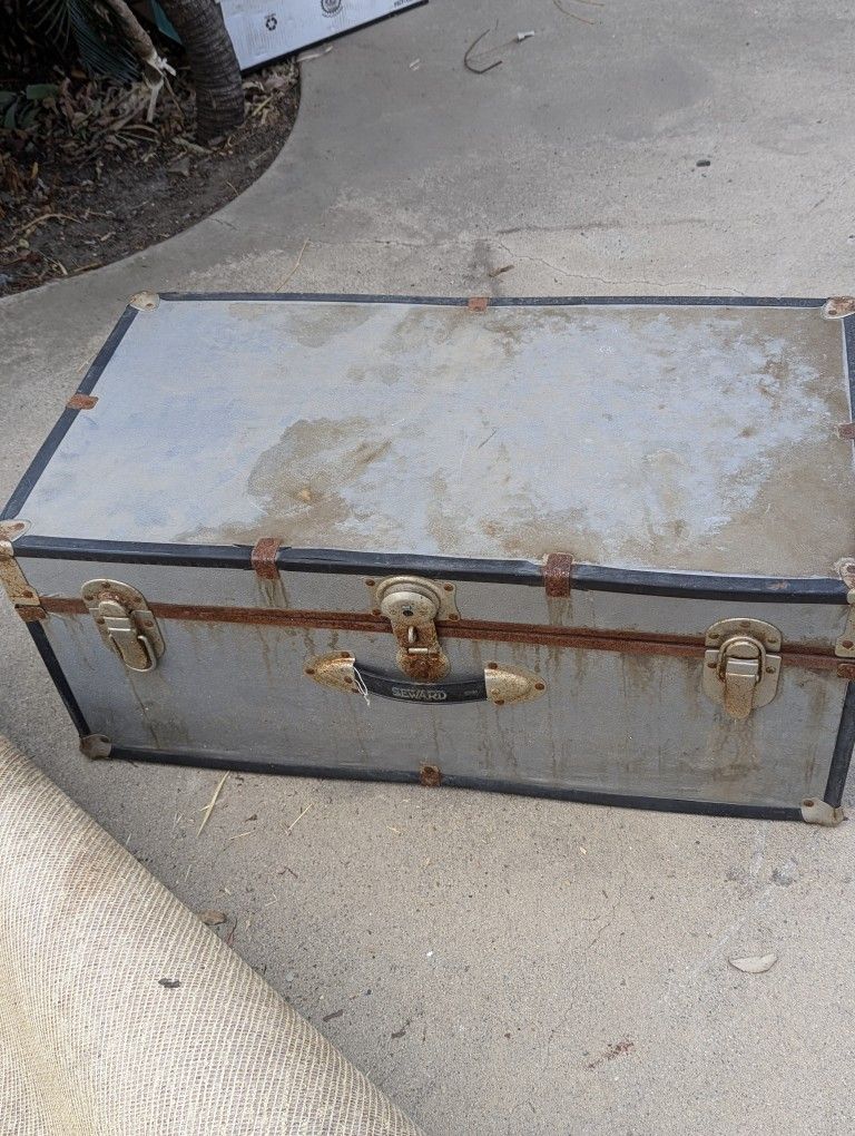 Vintage Trumk