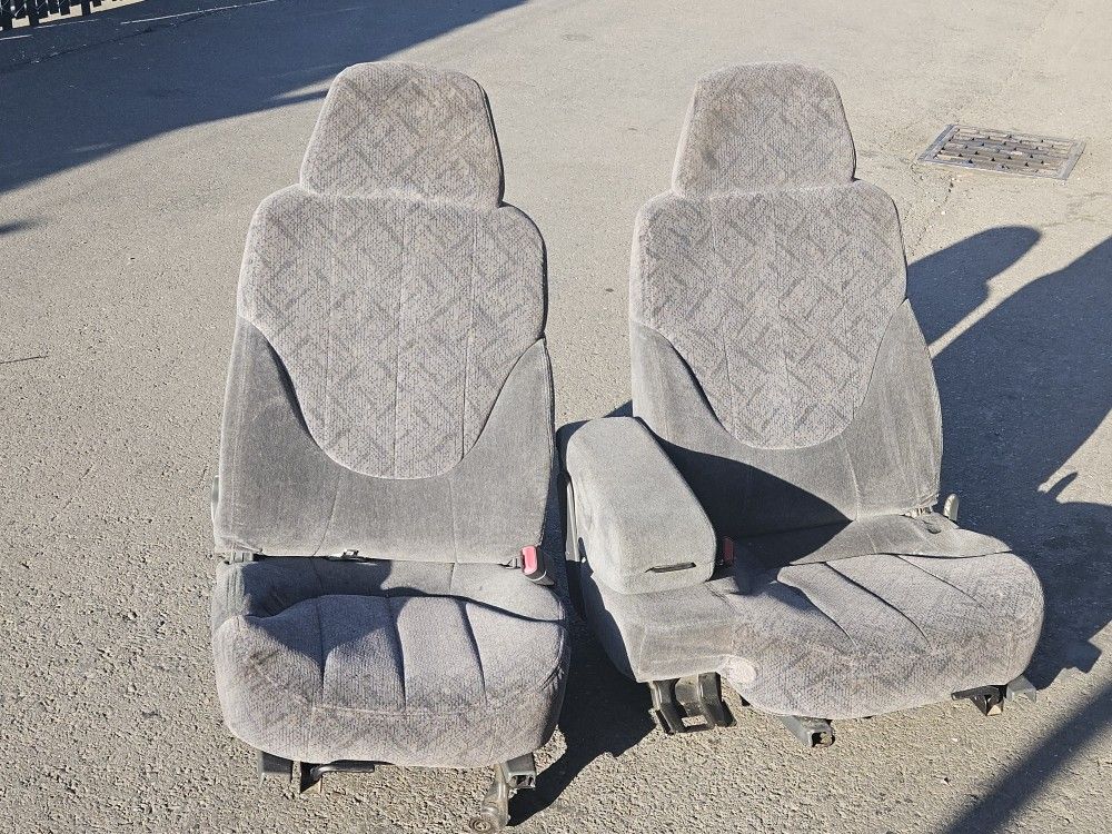 S10 Sonoma Seats