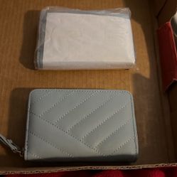 Women’s Blue Wallets