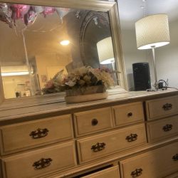 Antique Dresser Eight Drawers