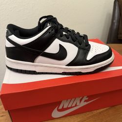 Nike Dunk Low (GS) Panda Size 5.5Y