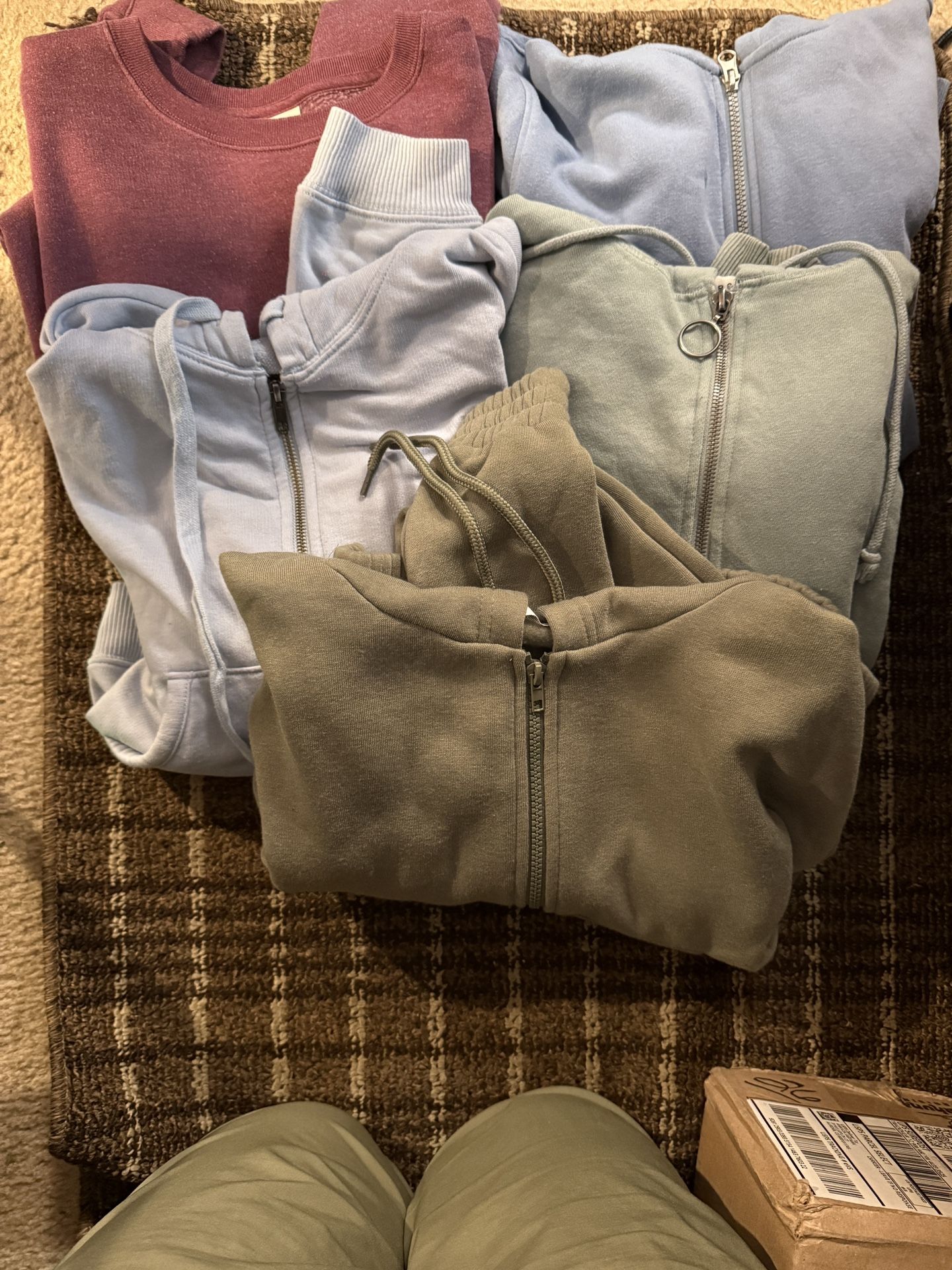 Cropped Hoodies And Sweatshirts With A Few Items In between