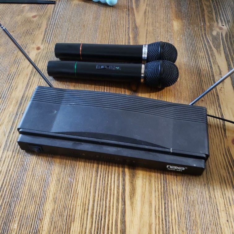 Wireless Microphones