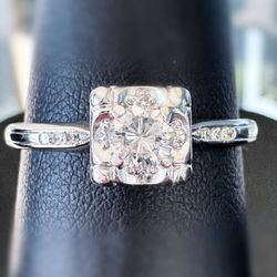 14k white gold 0.35CTW Natural diamond classic engagement ring sz9