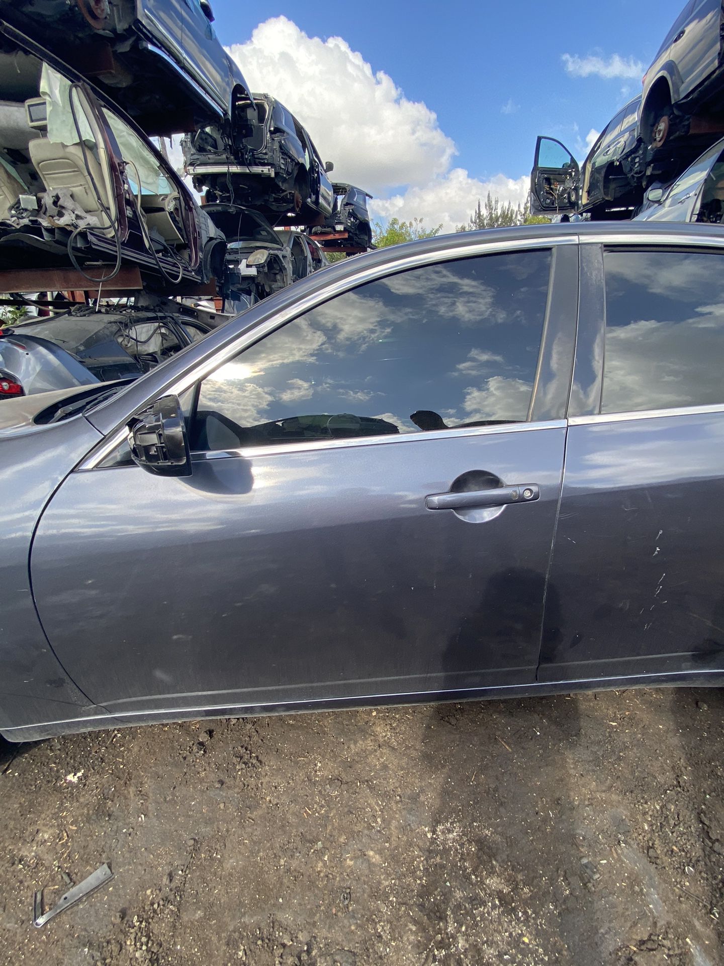 2007-2015 Infiniti Q40 G37 G35 G25 Sedan Front Door Left Driver Side 