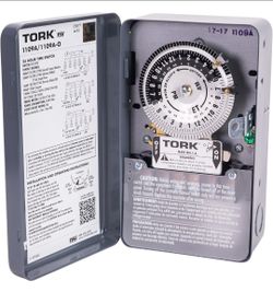 NSi Industries TORK 1109A Indoor 40-Amp Multi-Volt Mechanical Lighting and Appliance Timer -