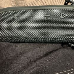 Jbl Bluetooth speaker
