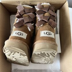 Ugg Sun Moon Bailey Toddler Size 9 Boots