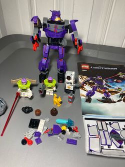 LEGO Disney Pixar Lightyear Zurg Battle 76831