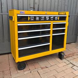 DEWALT 41 in. W x 21 in. D 8-Drawer Rolling Tool Cabinet