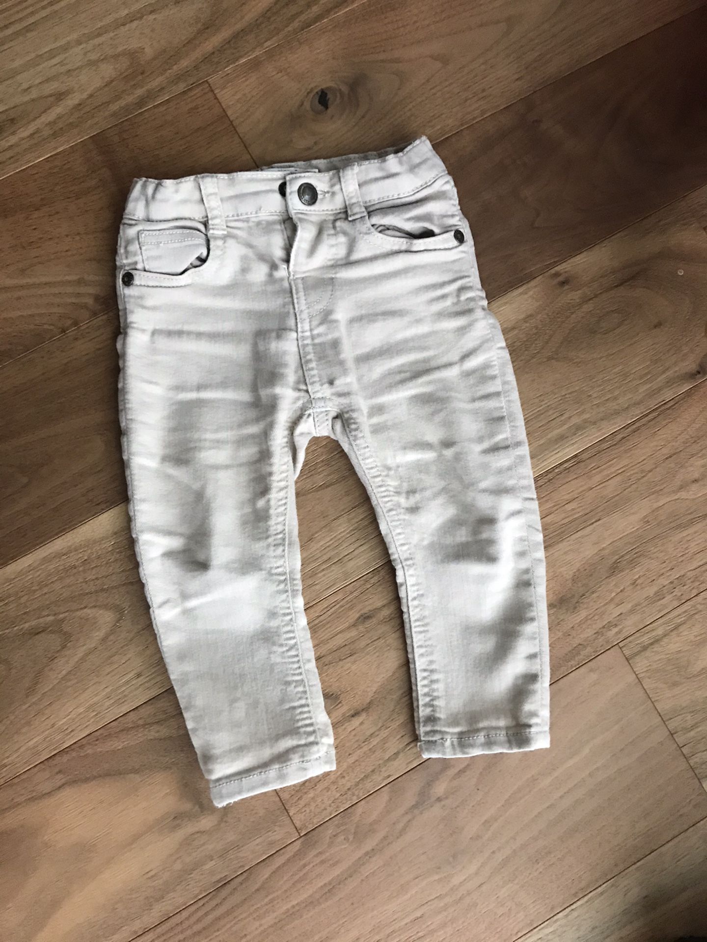 Lots of baby boy clothes ... Zara , Gap , Janie and jack