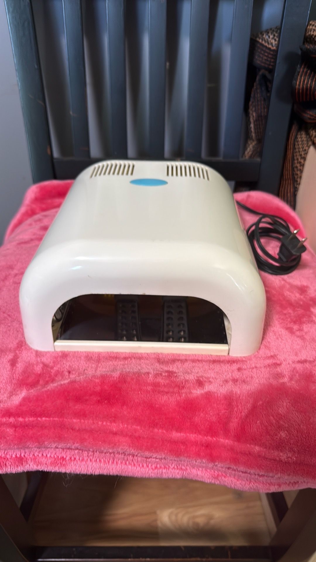Nail gel curing lamp