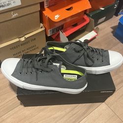 Preowned Converse II Men 