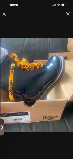 New Dr. Martins -9 women’s
