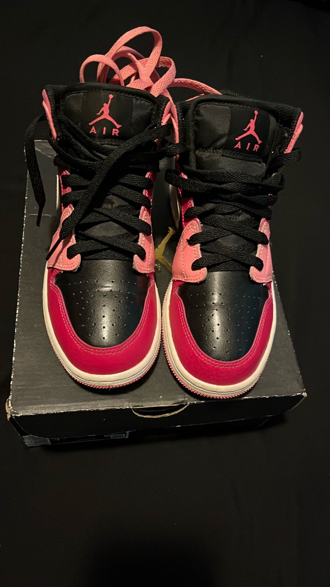 Air Jordan 1 mid